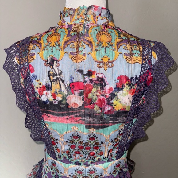 Patterned Dress - Picture 5 of 6